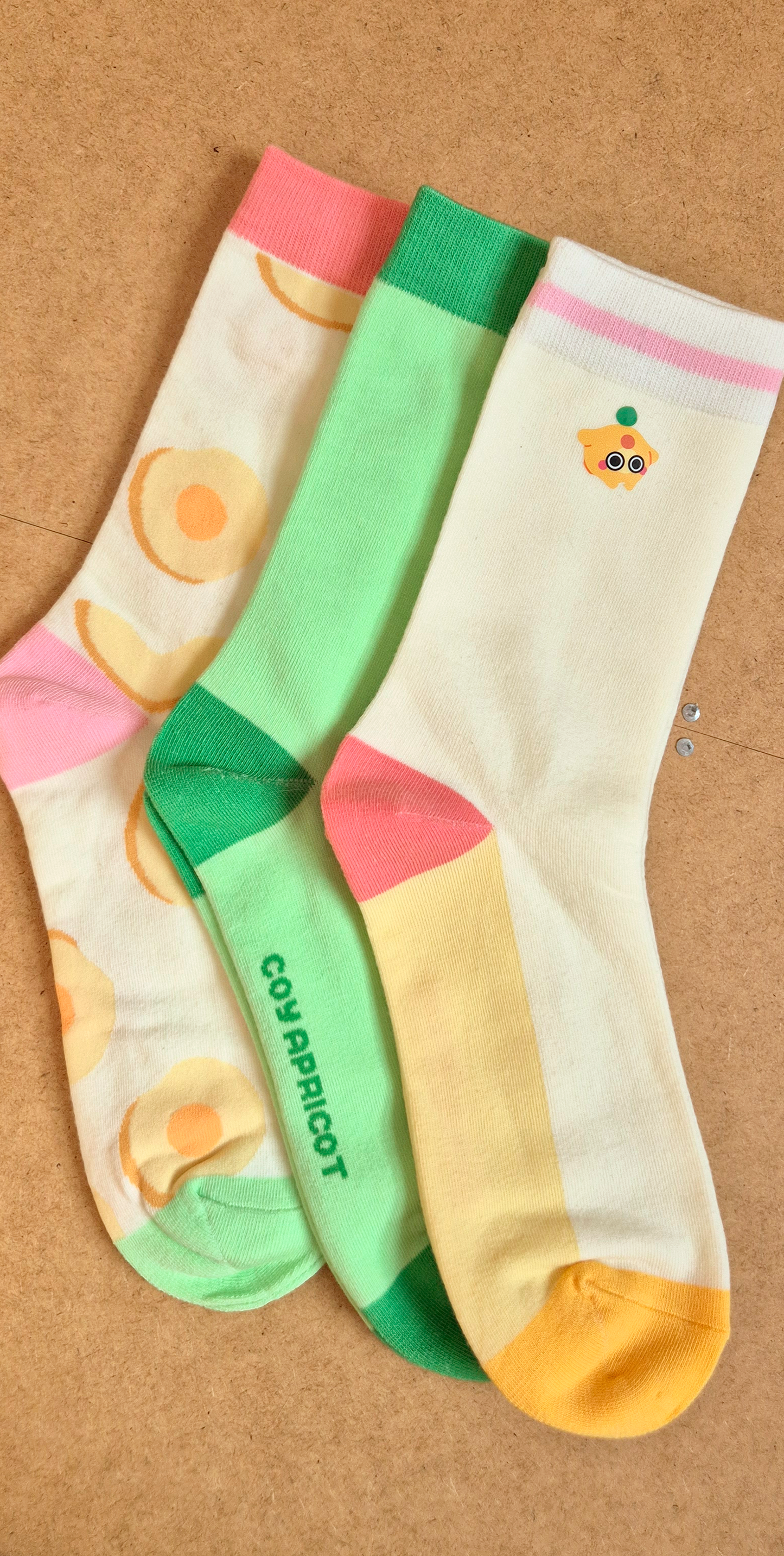 Coy Pup Women's Socks