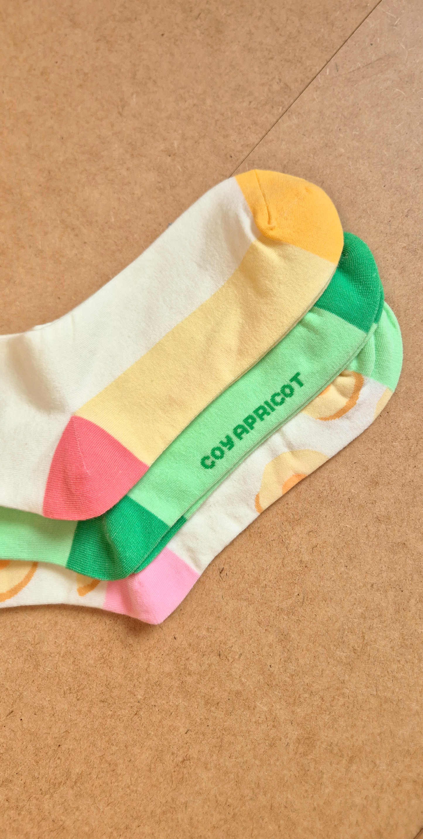 Coy Pup Women's Socks