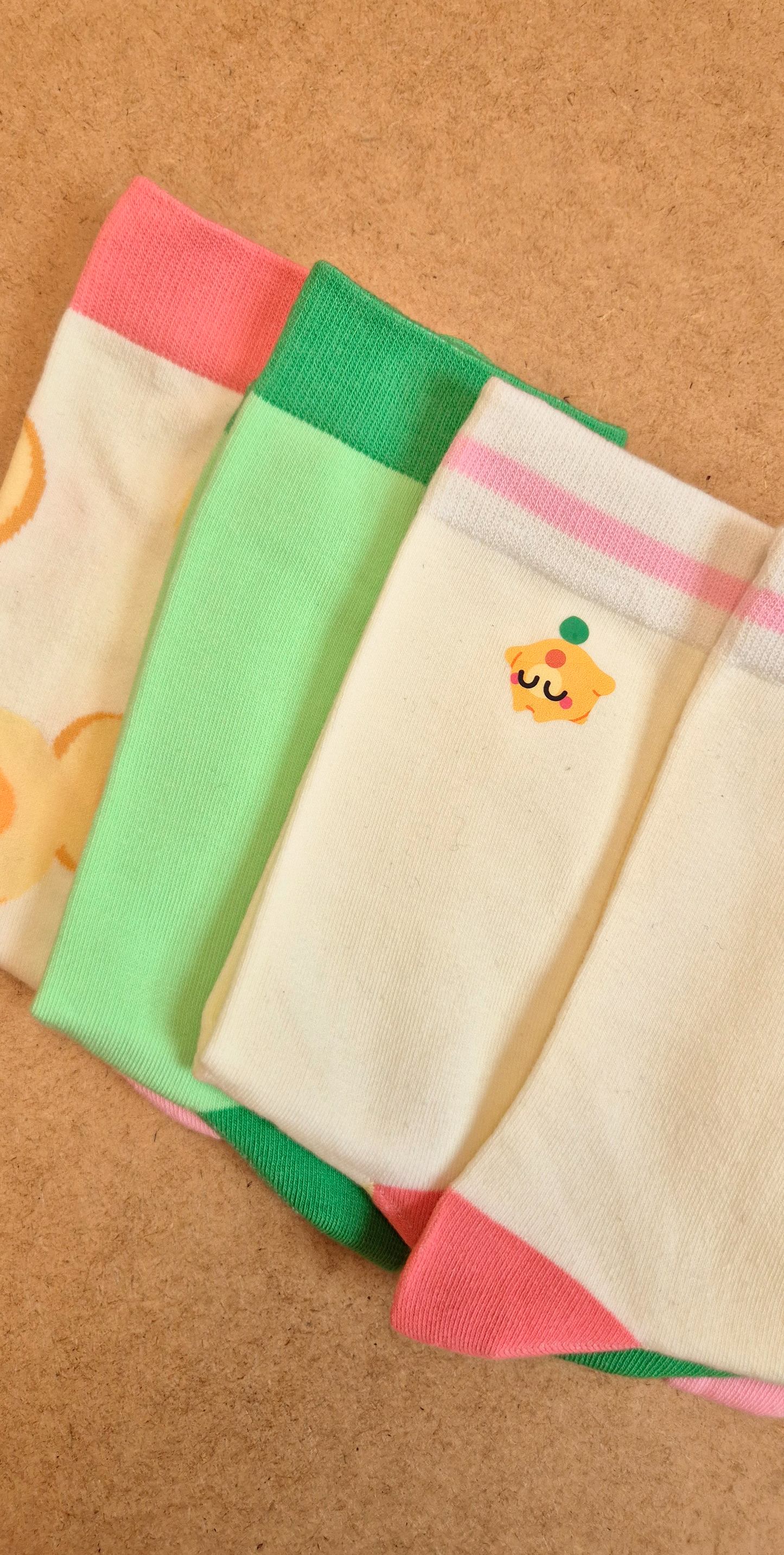 Coy Pup Women's Socks