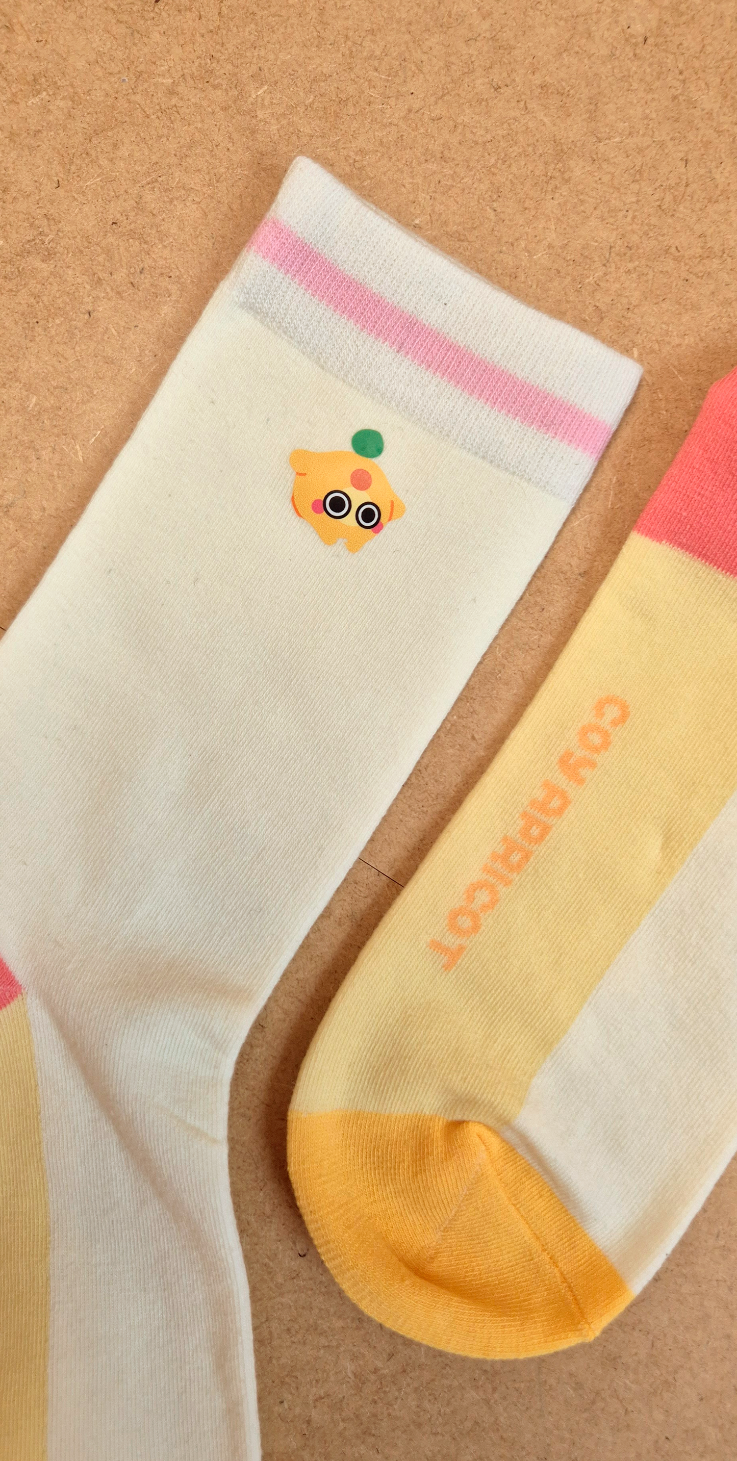Coy Pup Women's Socks
